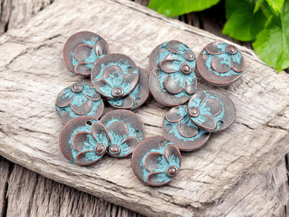 *20* 15mm Copper Patina Flower Charms